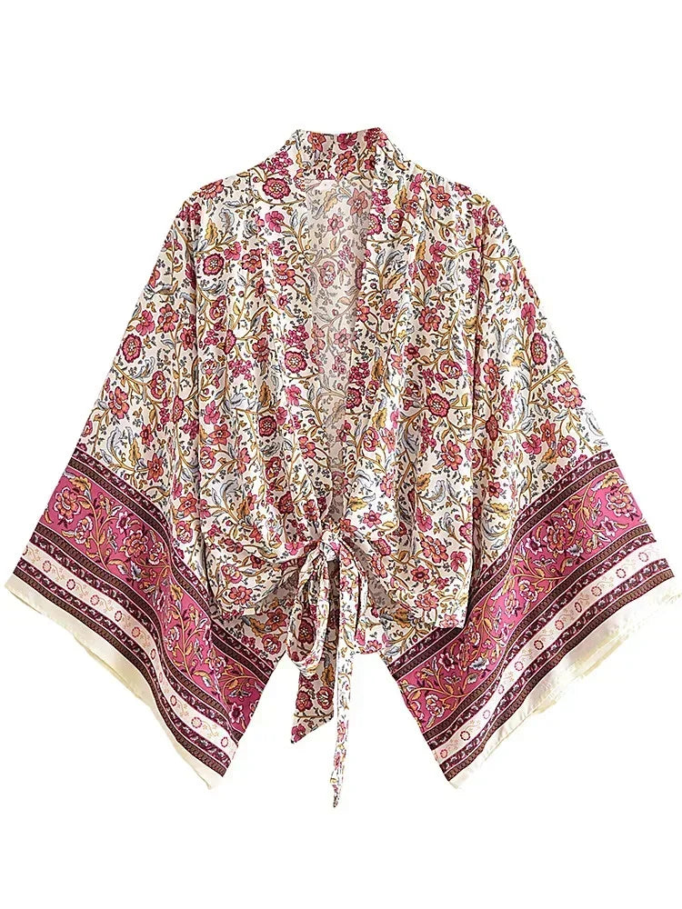 Kimono court femme Kiri ivoire à fleurs - photo fournisseur