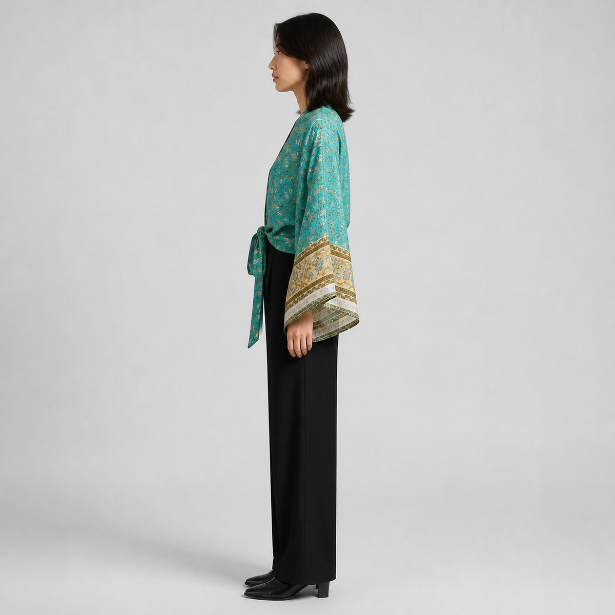 Kimono court cache-cœur femme Kaito vue de profil