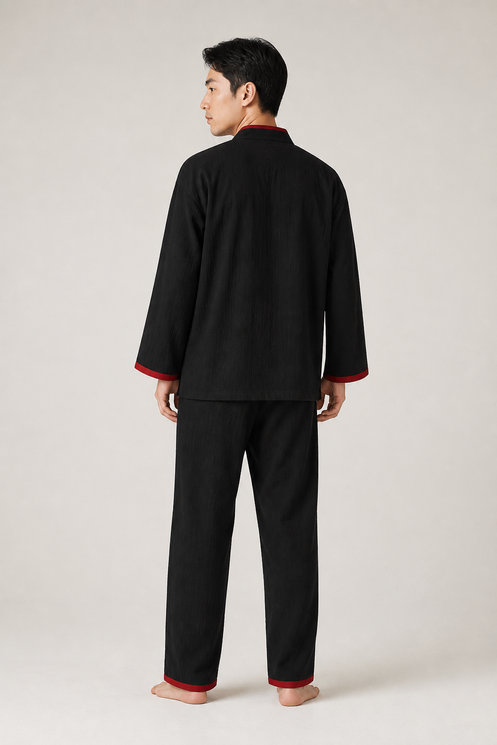 Ensemble pyjama kimono homme Komori noir porte - vue de dos