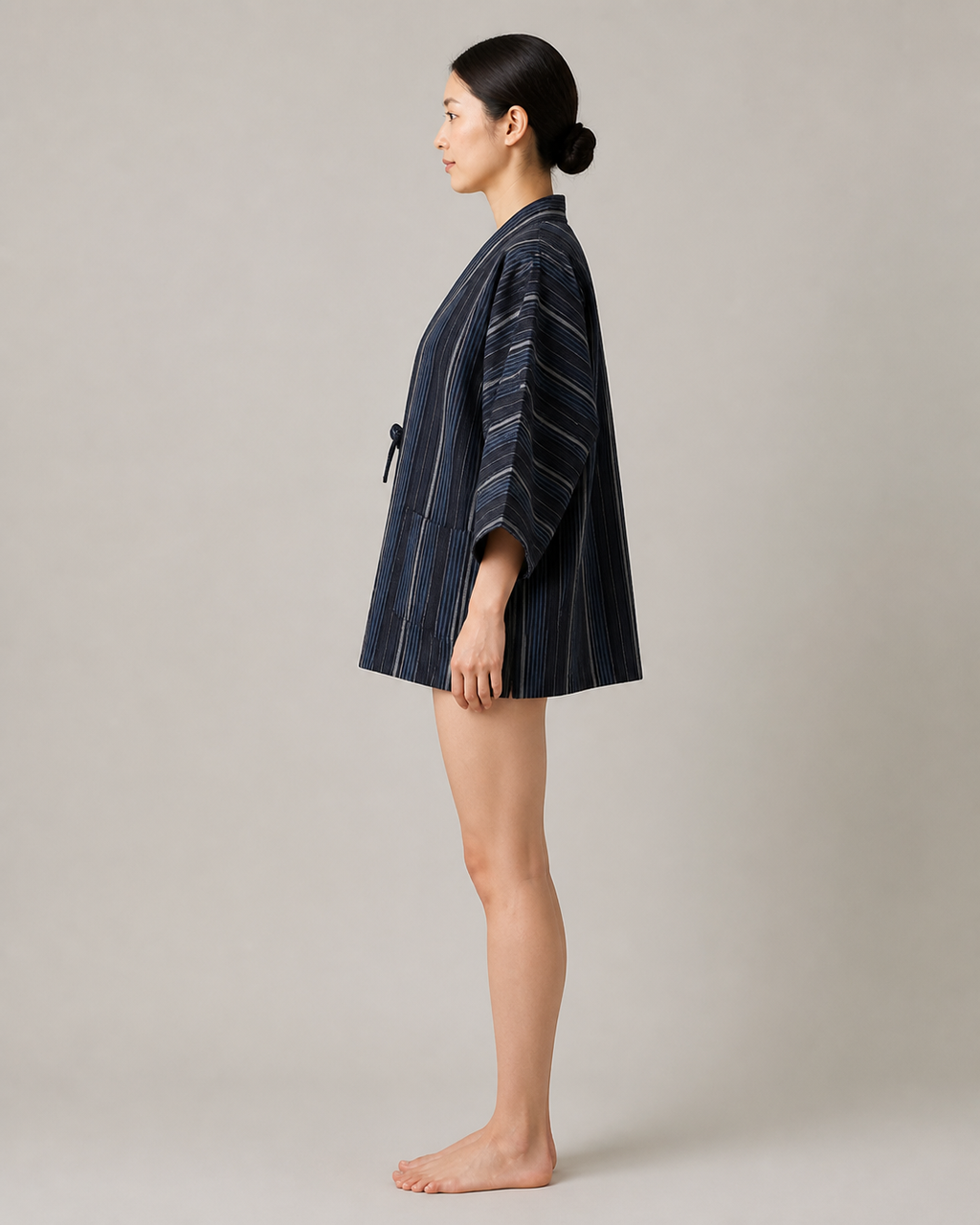 Hanten matelasse femme Musubi bleu marine - vue de profil