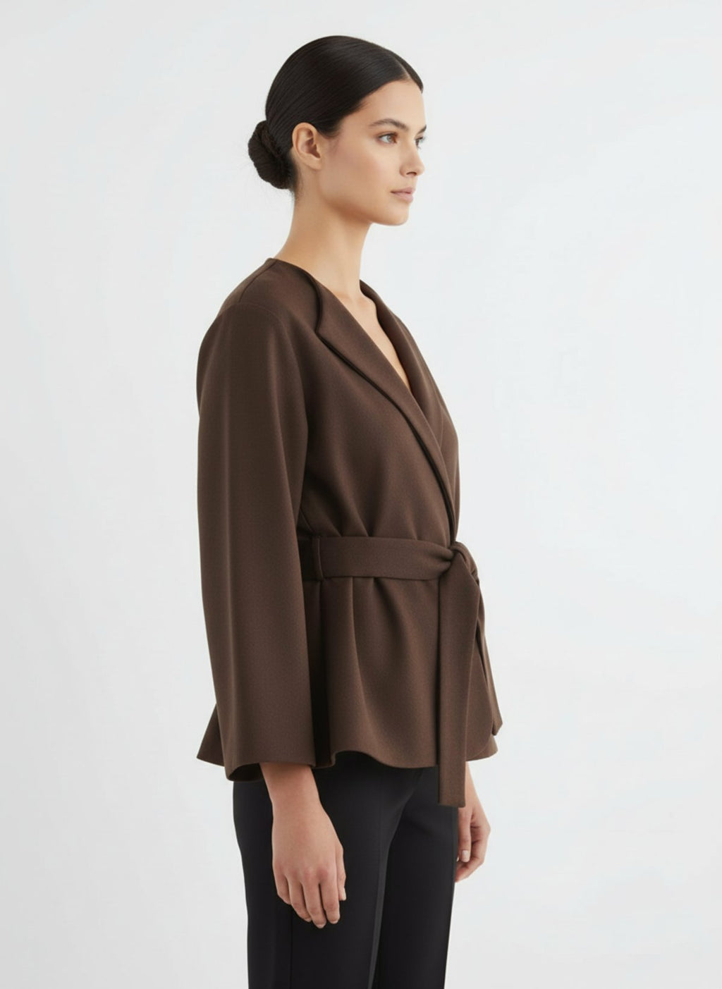 Veste kimono femme marron ceinturée vue de profil
